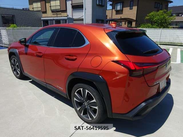 Lexus UX 2019-10 326659-2