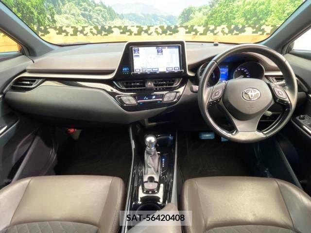 Toyota C-HR 2017-06 322981-1