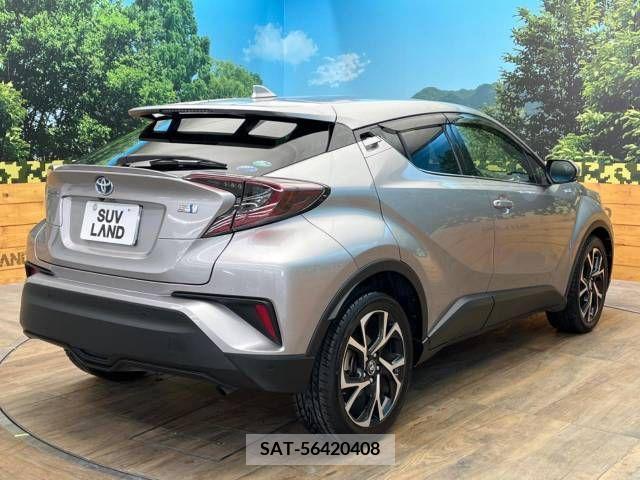 Toyota C-HR 2017-06 322981-17