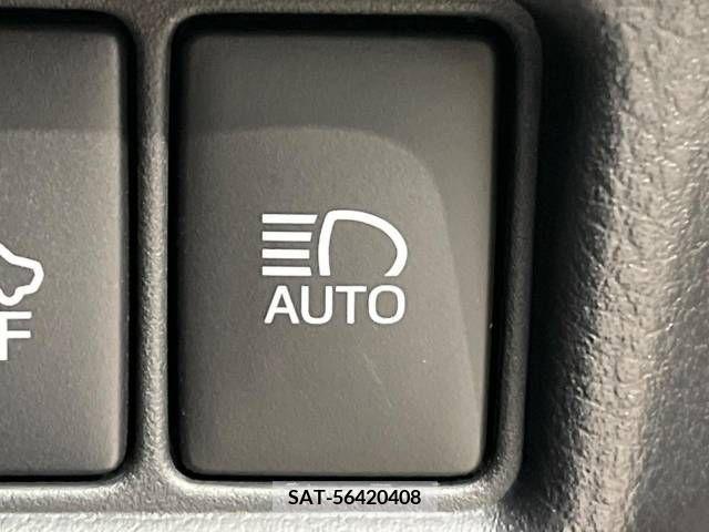Toyota C-HR 2017-06 322981-7