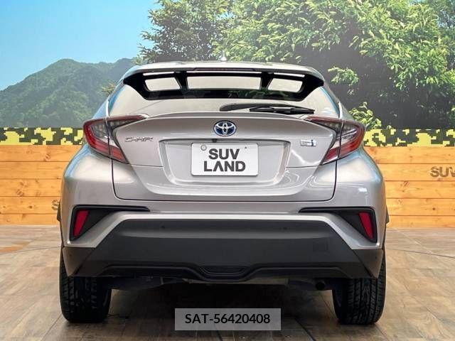 Toyota C-HR 2017-06 322981-15