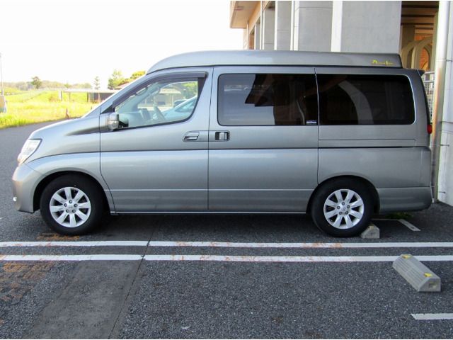 Nissan ELGRAND 2006-04 21611-7