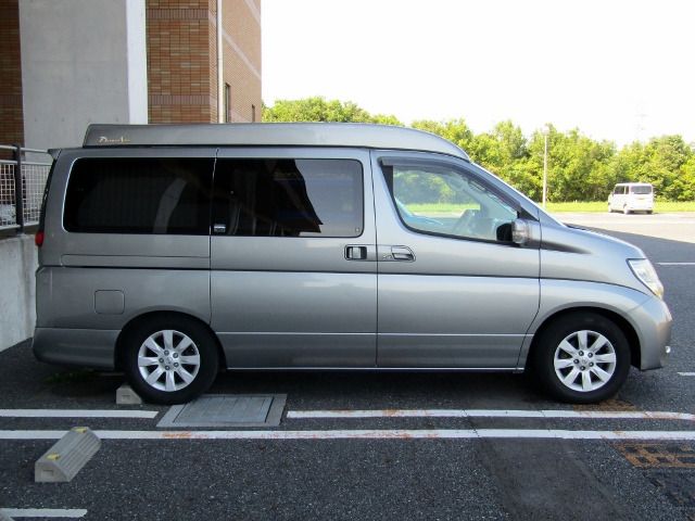 Nissan ELGRAND 2006-04 21611-6