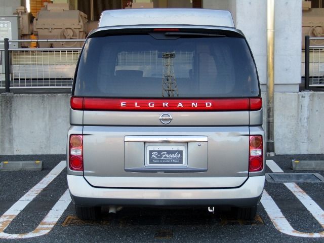 Nissan ELGRAND 2006-04 21611-5