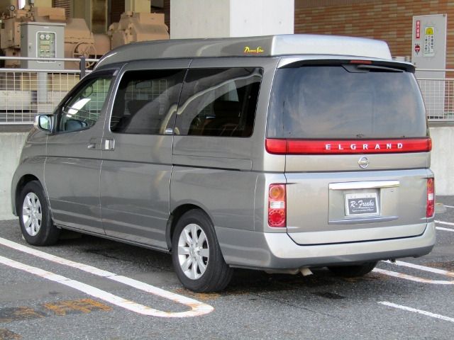 Nissan ELGRAND 2006-04 21611-1