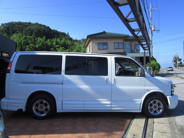 Chevrolet EXPRESS 2007-12 12399-28