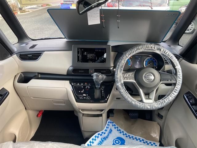 Nissan ROOX 2022-03 8520-6