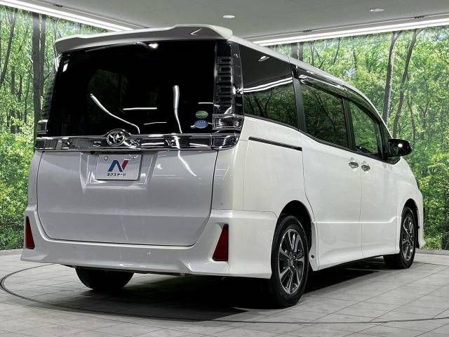 Toyota VOXY 2019-08 27850-17