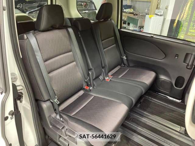 Nissan SERENA 2019-03 324932-8
