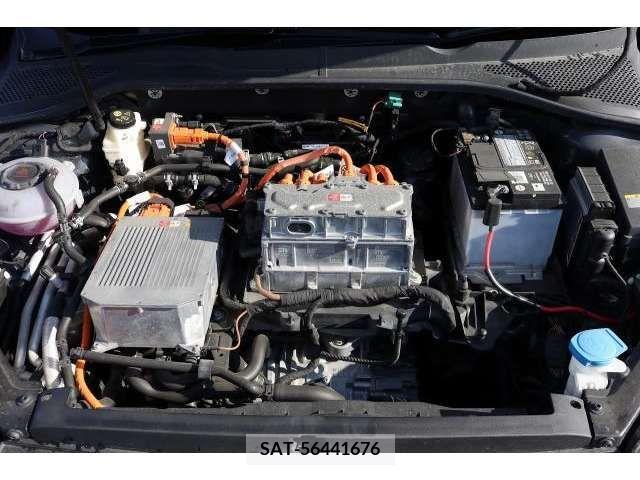 VolksWagen GOLF 2019-10 335100-16