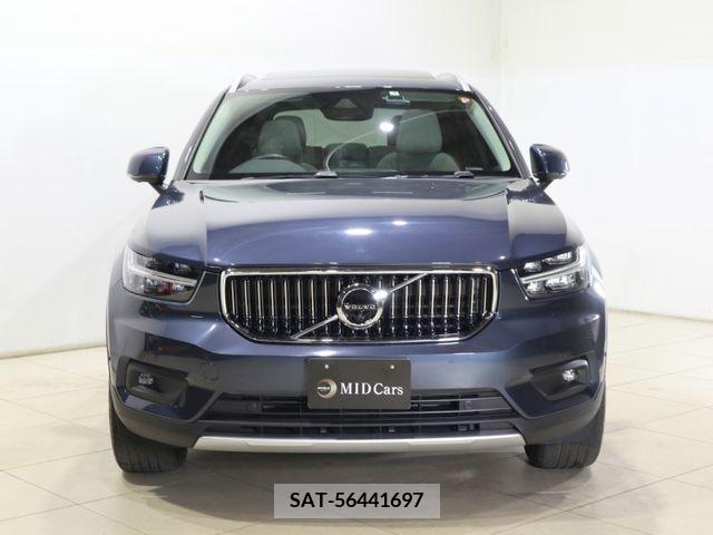 Volvo XC40 2021-07 384049-1