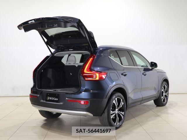 Volvo XC40 2021-07 384049-8