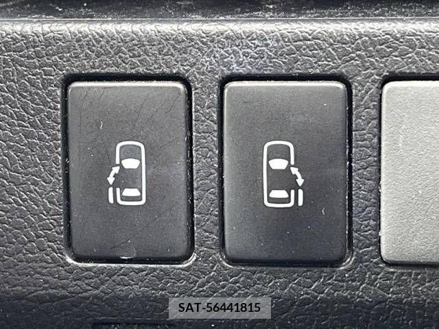Toyota VOXY 2013-03 321341-2