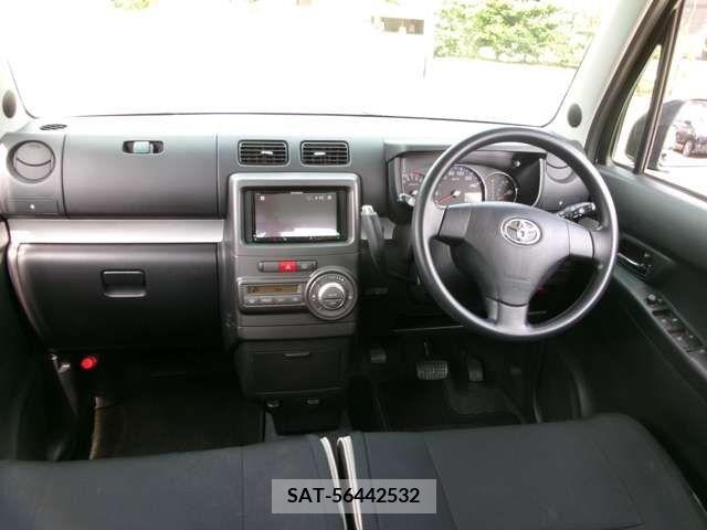 Toyota PIXIS SPACE 2012-04 327413-8