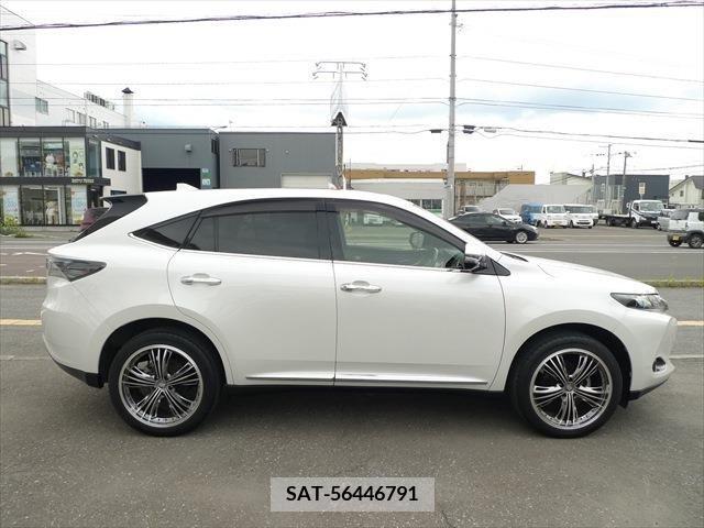 Toyota HARRIER 2014-10 352883-7