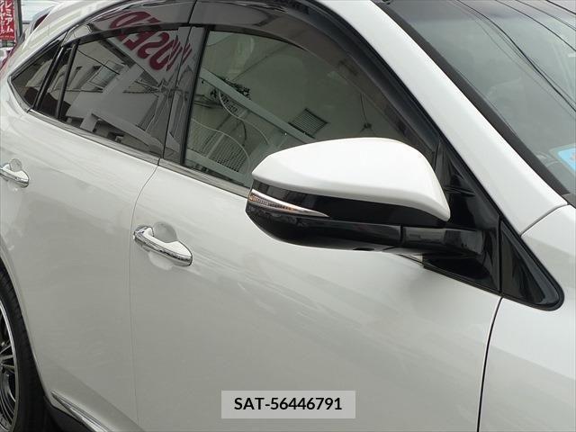 Toyota HARRIER 2014-10 352883-9