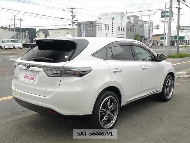 Toyota HARRIER 2014-10 352883-4