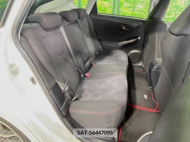 Toyota PRIUS 2012-10 282004-9