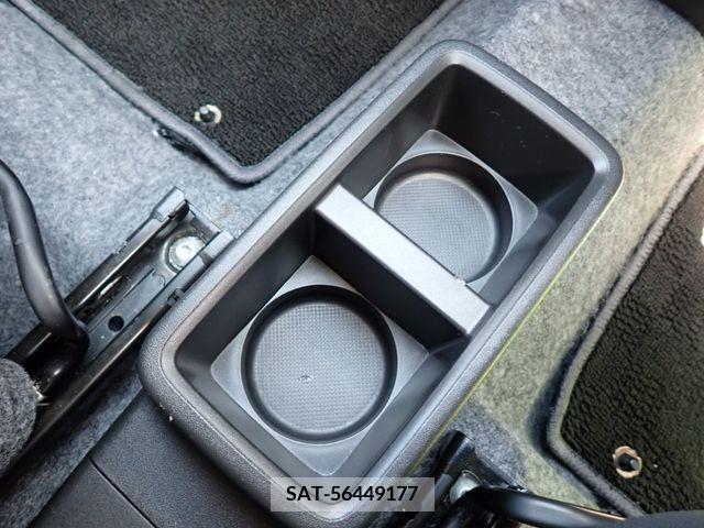 Suzuki ALTO 2018-05 389145-11