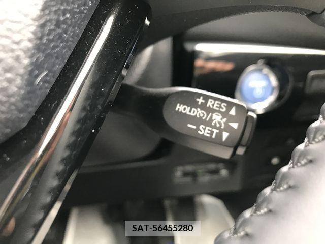 Toyota PRIUS 2021-04 322488-19