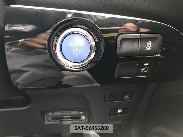 Toyota PRIUS 2021-04 322488-17