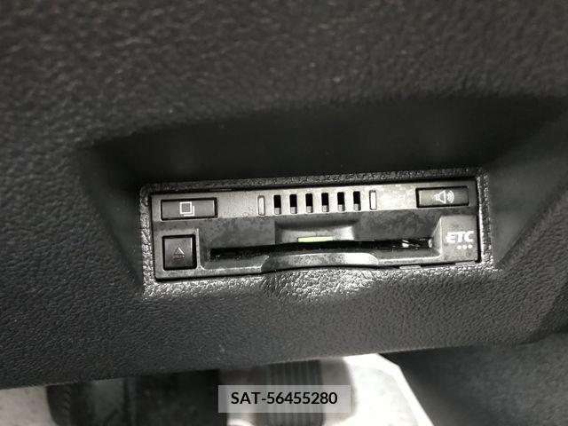Toyota PRIUS 2021-04 322488-18