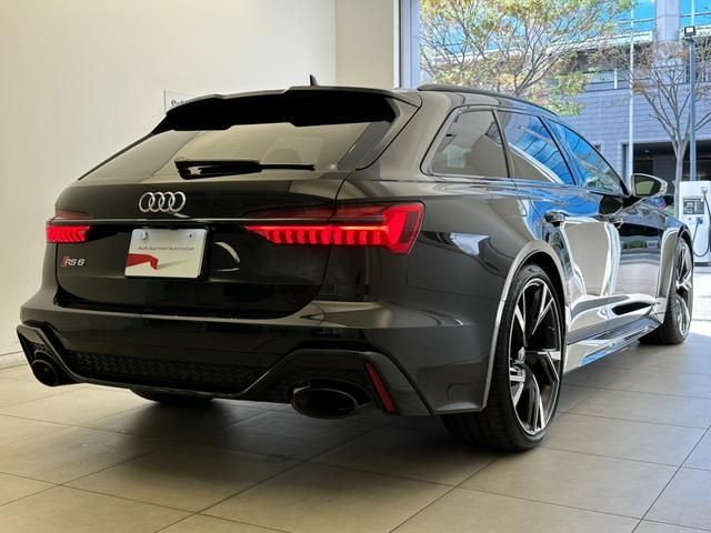 Audi RS6 2021-03 15481-1
