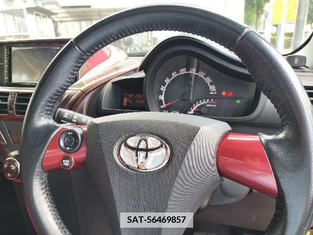 Toyota IQ 2009-10 361870-13