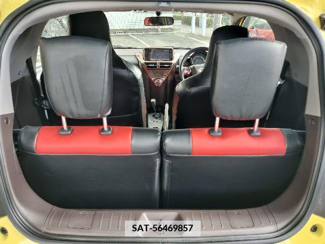 Toyota IQ 2009-10 361870-23