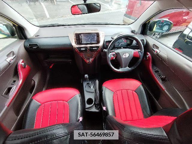Toyota IQ 2009-10 361870-1