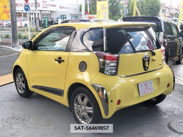 Toyota IQ 2009-10 361870-8