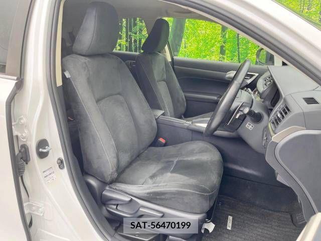 Lexus CT 2015-10 275169-12
