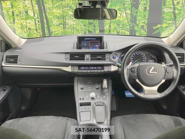 Lexus CT 2015-10 275169-1