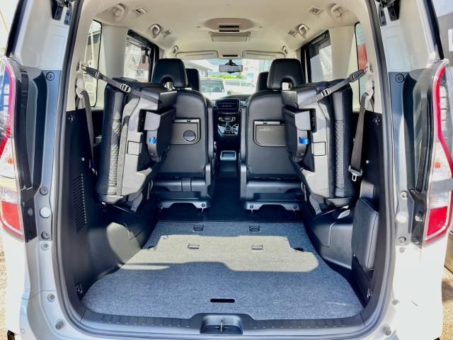 Nissan SERENA 2020-11 184846-25