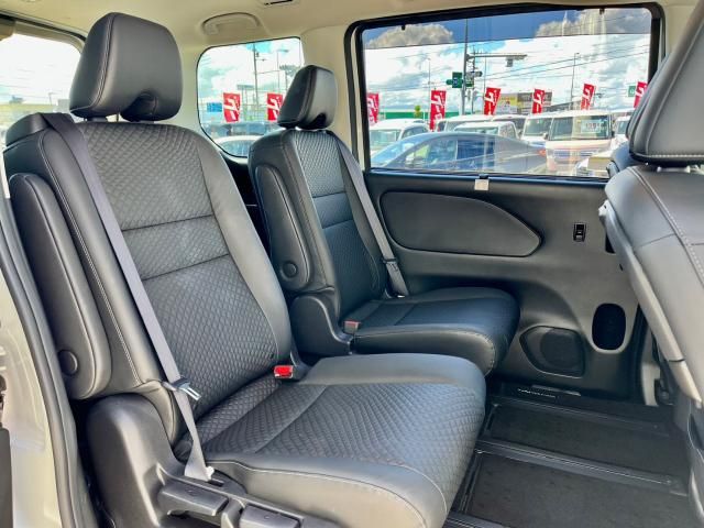 Nissan SERENA 2020-11 184846-22