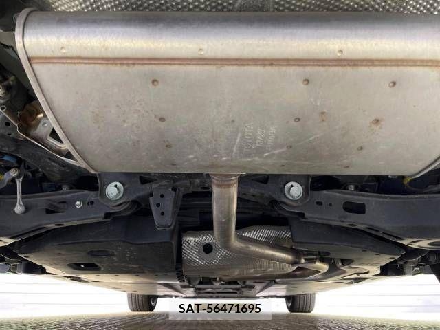 Toyota PRIUS 2016-01 227307-19