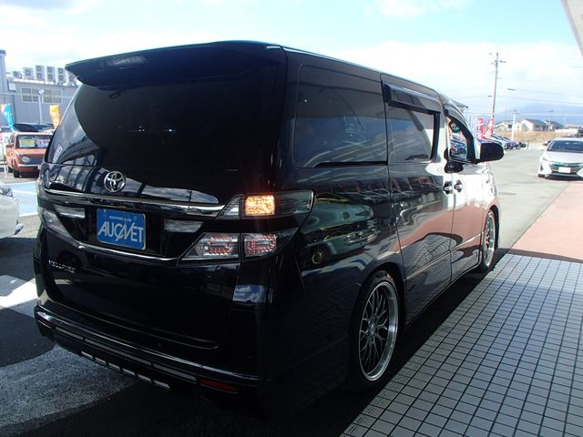 Toyota VELLFIRE 2013-03 7030-1