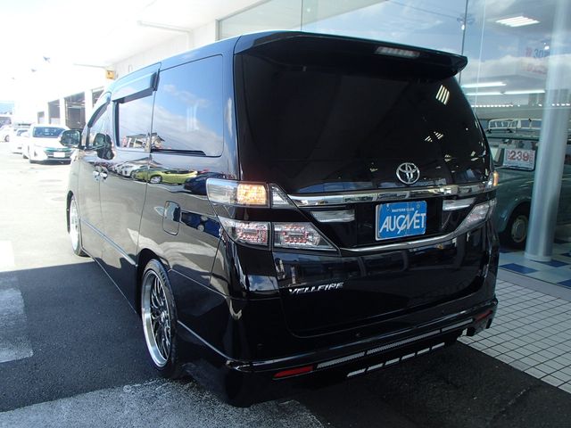 Toyota VELLFIRE 2013-03 7030-6