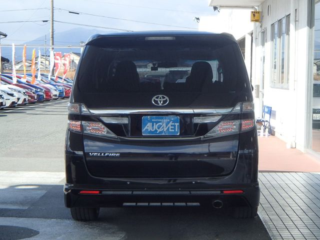 Toyota VELLFIRE 2013-03 7030-7