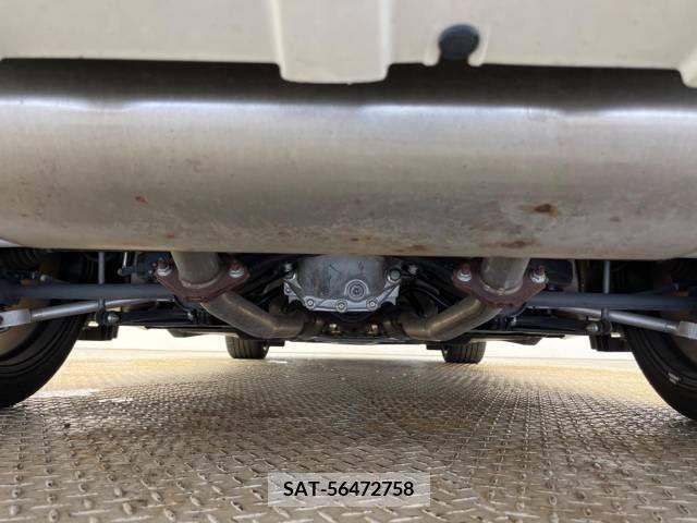 Nissan SKYLINE 2019-12 368313-18