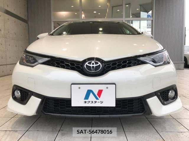 Toyota AURIS 2017-10 328976-15