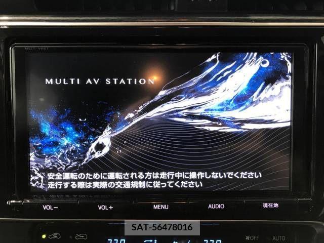 Toyota AURIS 2017-10 328976-2