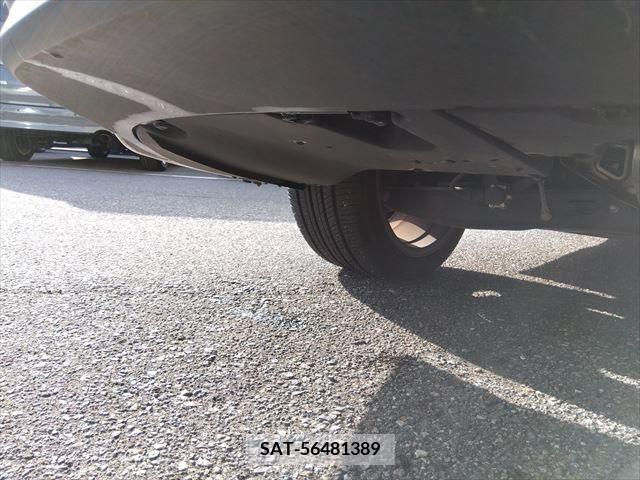 Toyota PRIUS PHV 2017-03 282783-6
