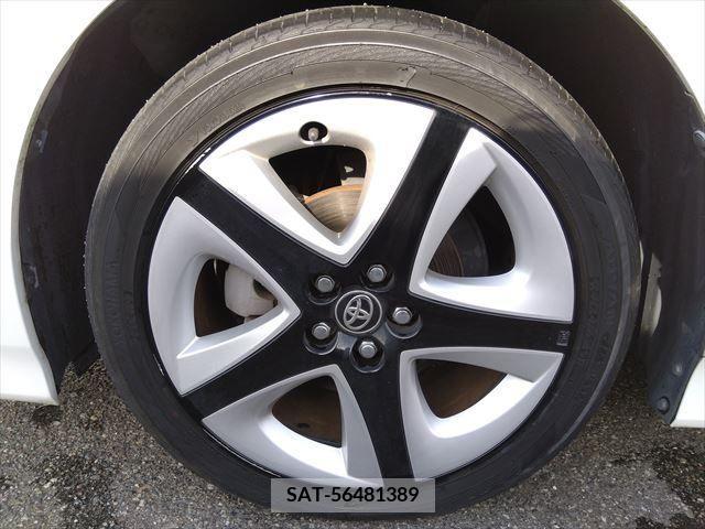 Toyota PRIUS PHV 2017-03 282783-8