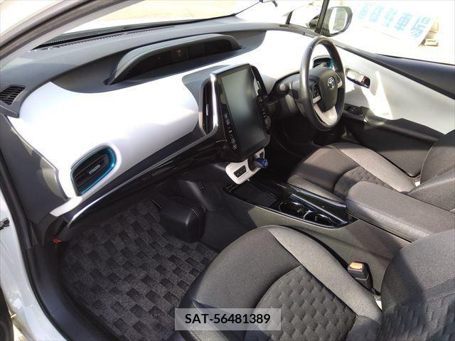 Toyota PRIUS PHV 2017-03 282783-10