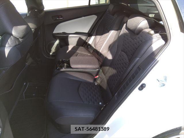 Toyota PRIUS PHV 2017-03 282783-13