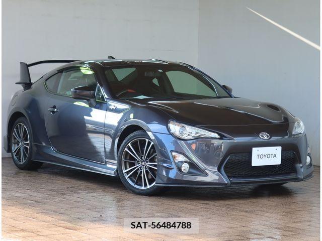 Toyota 86 2016-06 321124-0