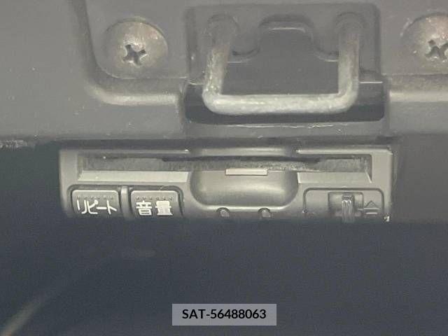Nissan NOTE 2013-11 302328-5