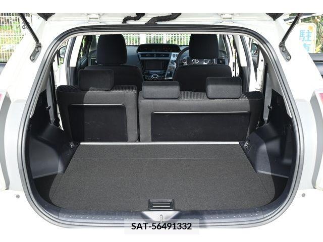 Toyota PRIUS ALPHA 2015-01 228726-13