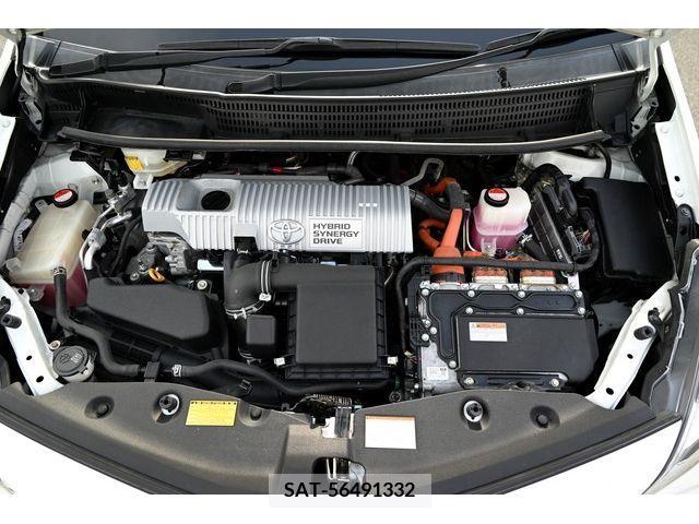 Toyota PRIUS ALPHA 2015-01 228726-7